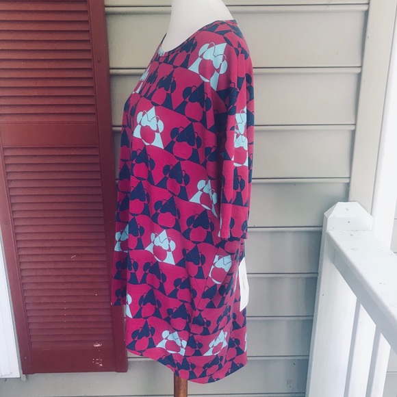 LuLaRoe Disney Minnie Mouse Irma Top M FREE SHIP - Picture 2 of 5